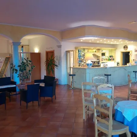 San Trano Ξενοδοχείο 3*
