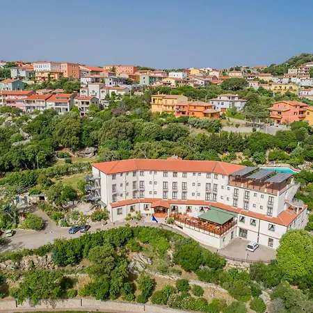 San Trano Szálloda Luogosanto