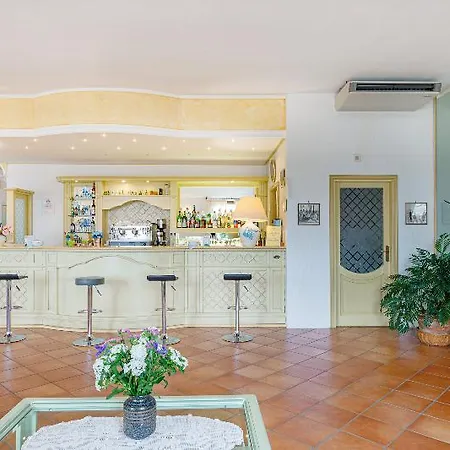 San Trano Hotel